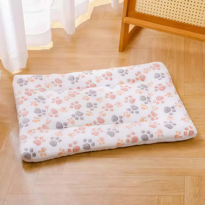 Flannel Pet Sleeping Bed - Thick Plush, Snug Warm Spot with Soft Padding, Stain Resistant Contemporary Blanket, Machine Washable, for Dogs & Cats, 2 Sizes (69*52Cm, 89*68Cm) Available
